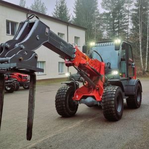 Ładowarka teleskopowa Hornet 825T